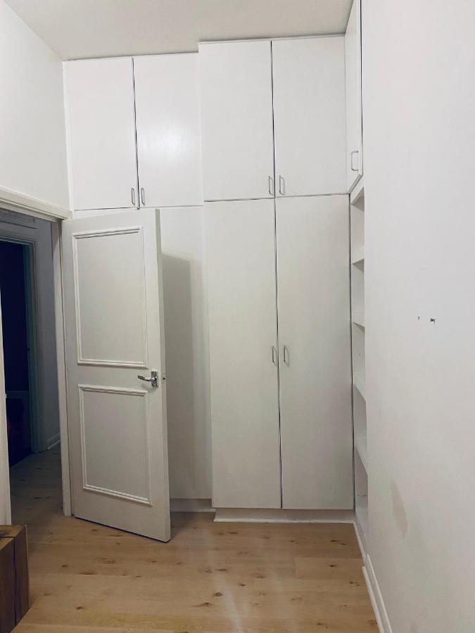 Kensington One Bed Apartment Suite Лондон Екстер'єр фото